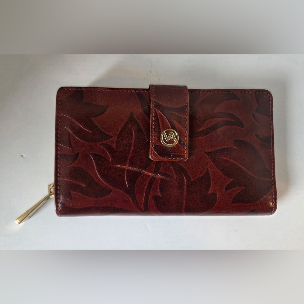 Valentina Italy  Tab Close Clutch Wallet Dark Brown Embossed Leather Zip Cards